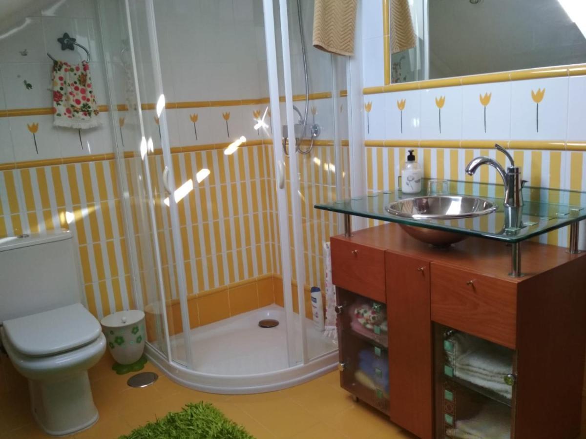 Alojamientos Marte Habitacion Con Bano Torrelavega Eksteriør billede