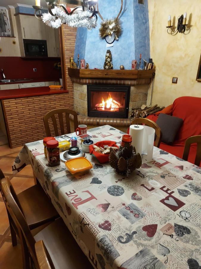 Alojamientos Marte Habitacion Con Bano Torrelavega Eksteriør billede